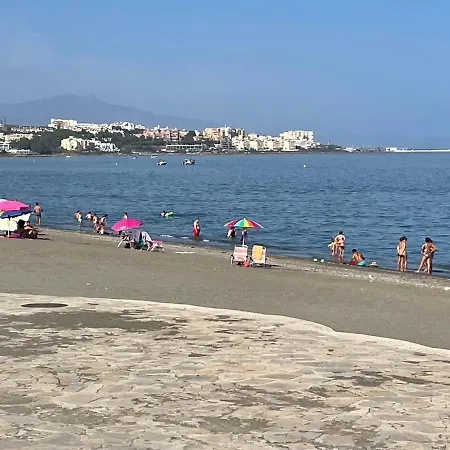 Apartament El Lobo De Mar Estepona